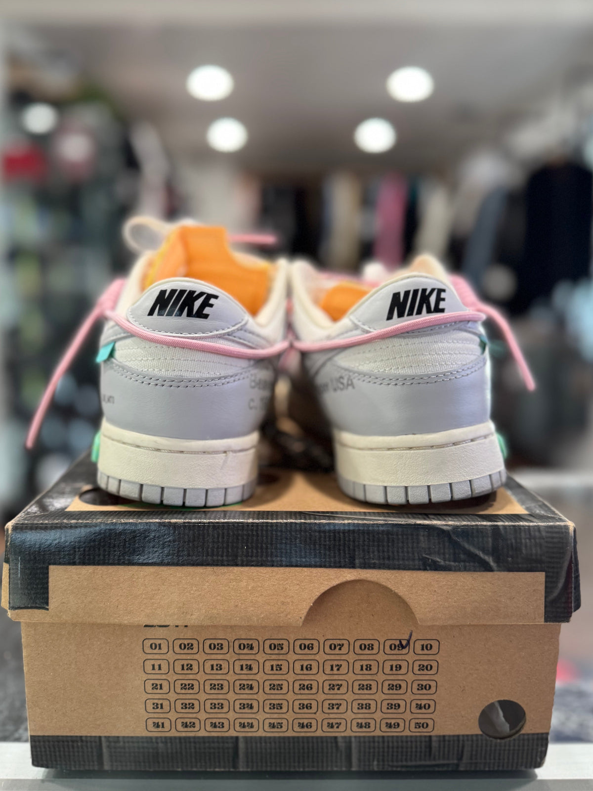 Nike Dunk Low Off White Lot 9 SZ: 9.5M - Pre-Owned
