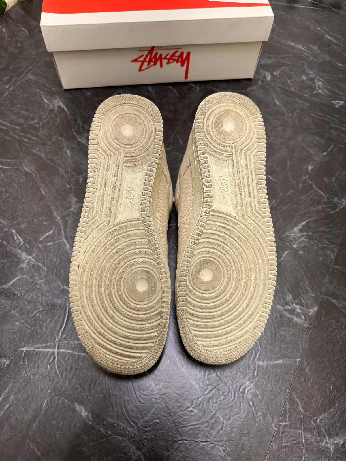 Air Force 1 Low Stussy Fossil SZ: 12M - Pre-Owned