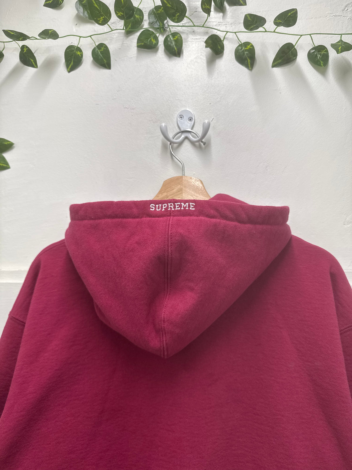 Supreme Logo Zip Up | SZ: M | Pre-Owned