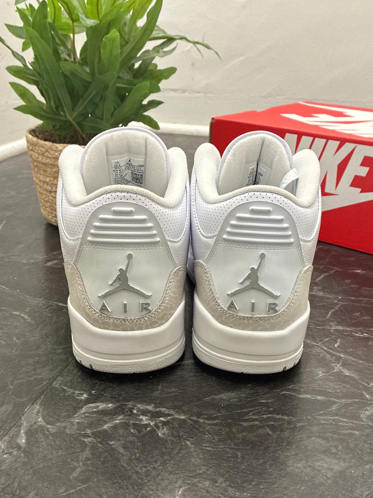 Jordan 3 Pure Money 2025 SZ: 10.5M - Pre-Owned