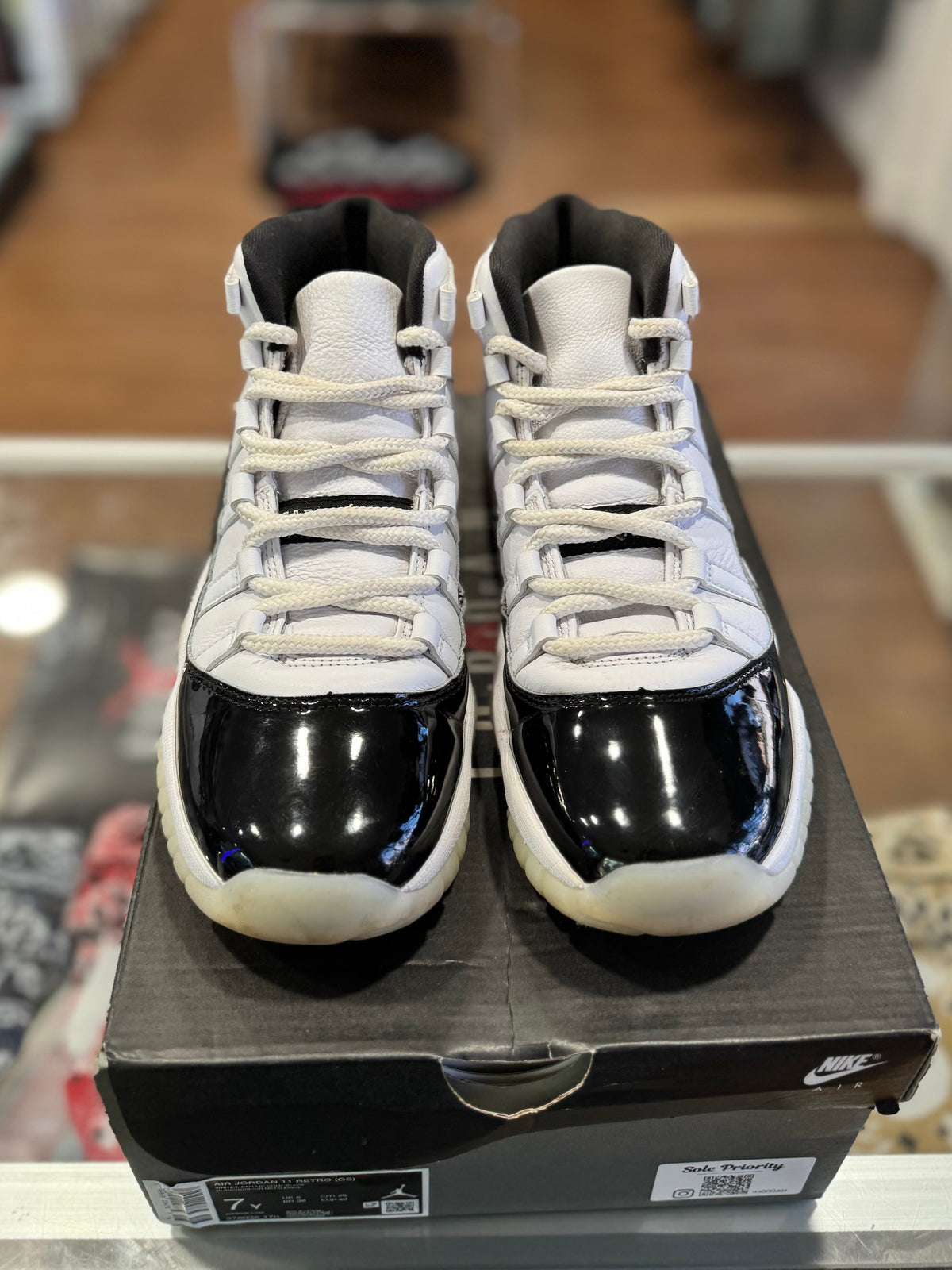 Jordan 11 DMP Gratitude SZ: 7Y/8.5W - Pre-Owned