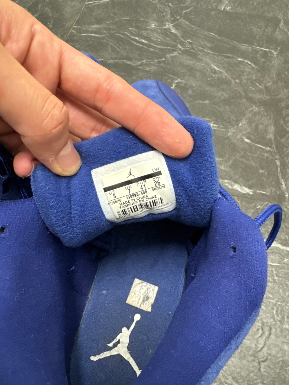 Jordan 12 Deep Royal Blue SZ: 8M - Pre-Owned