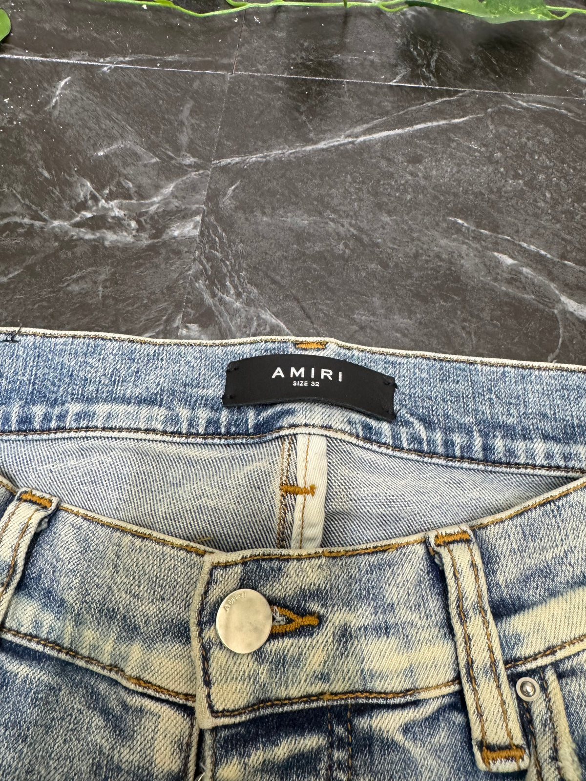 Amiri MX1 Skinny Jeans SZ: 32 - Pre-Owned