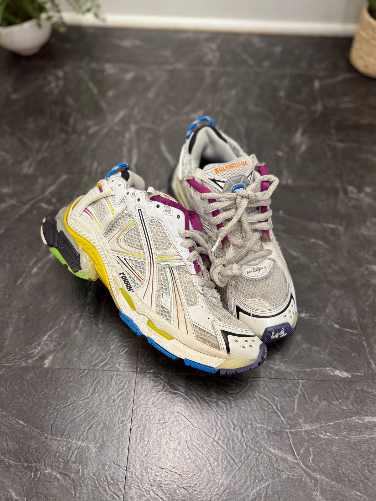 Balenciaga Runner Sneakers SZ: 41 EU - Pre-Owned