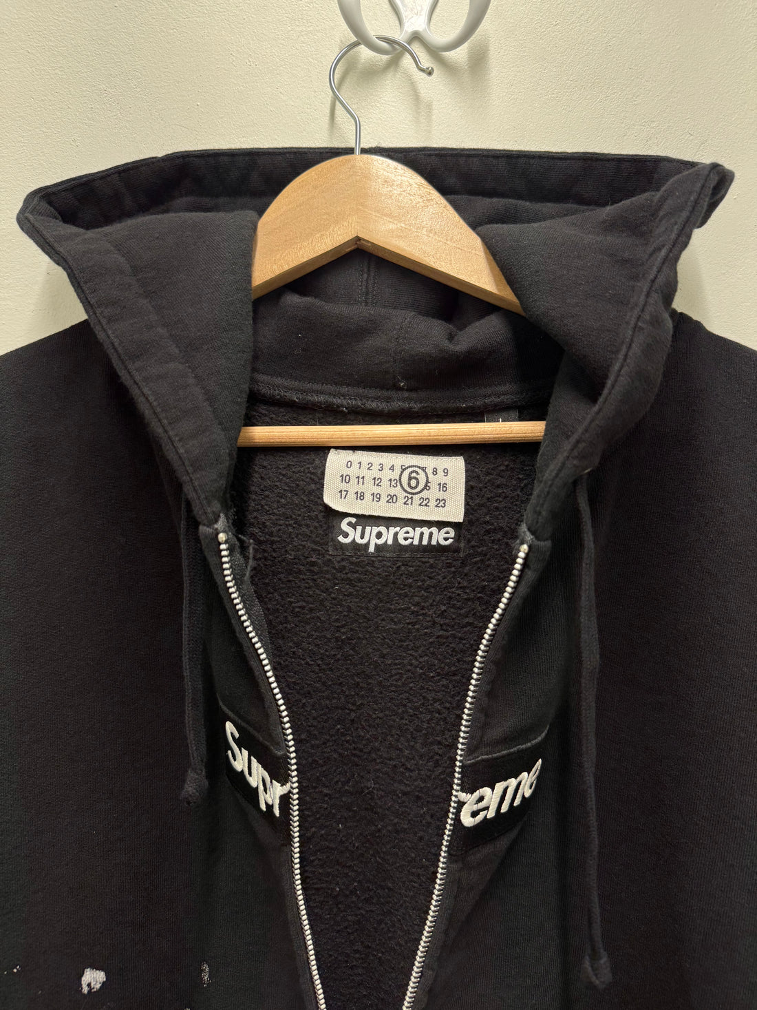 MM6 Supreme Black Zip Up Sz: L - Pre-Owned