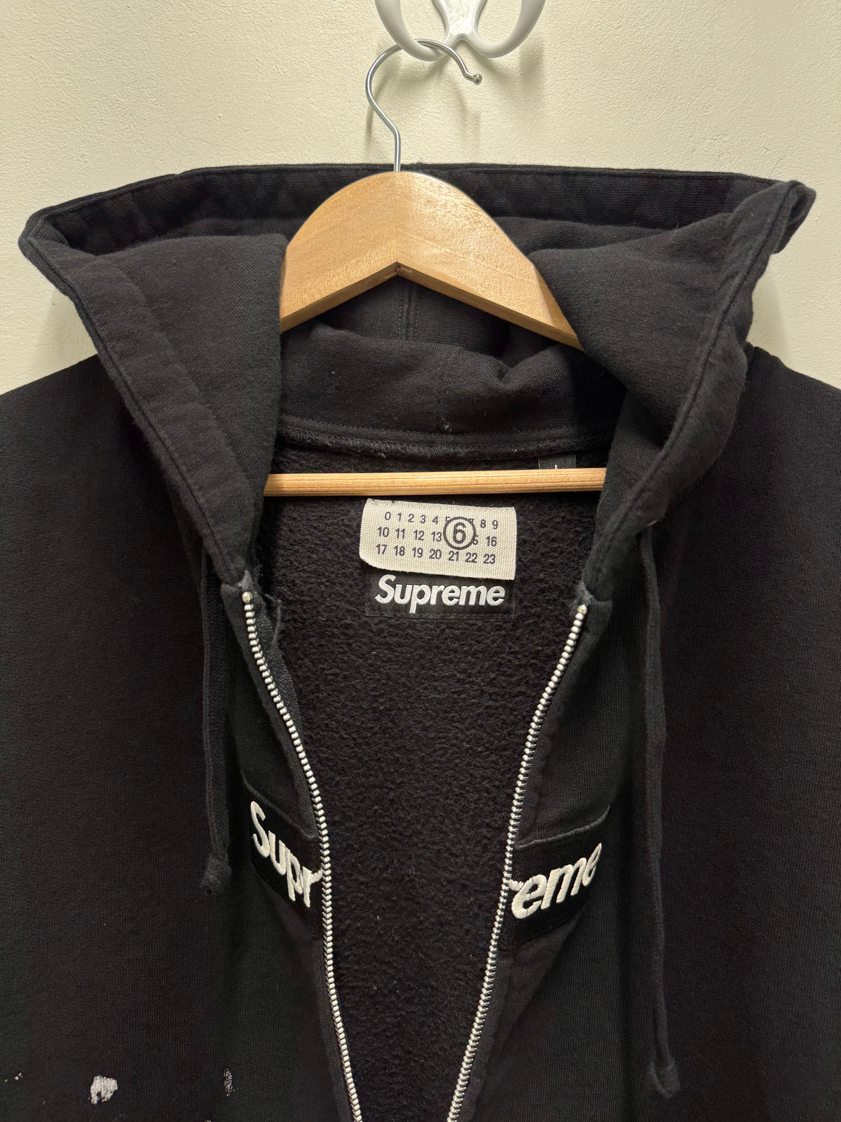 MM6 Supreme Black Zip Up Sz: L - Pre-Owned