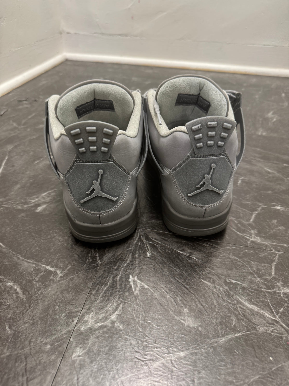Air Jordan 4 “Wet Cement” – SZ 10M | Pre-Owned