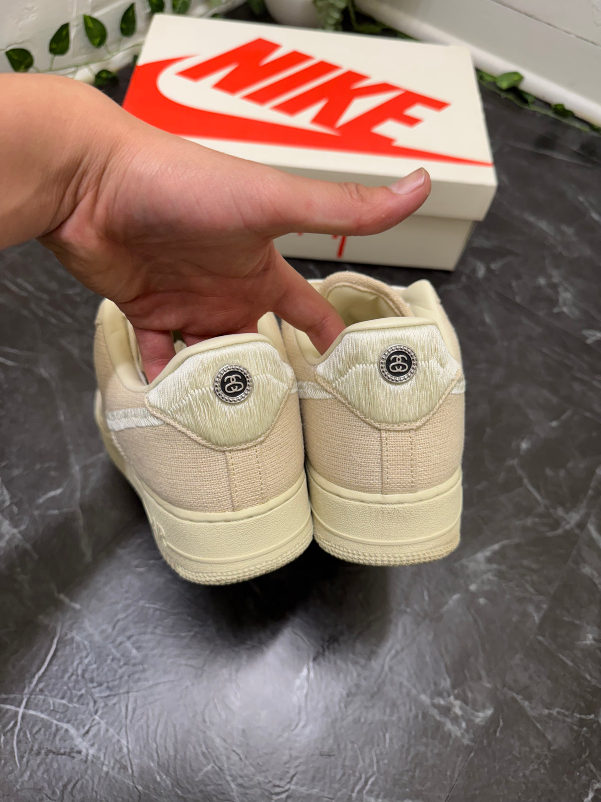 Air Force 1 Low Stussy Fossil SZ: 12M - Pre-Owned