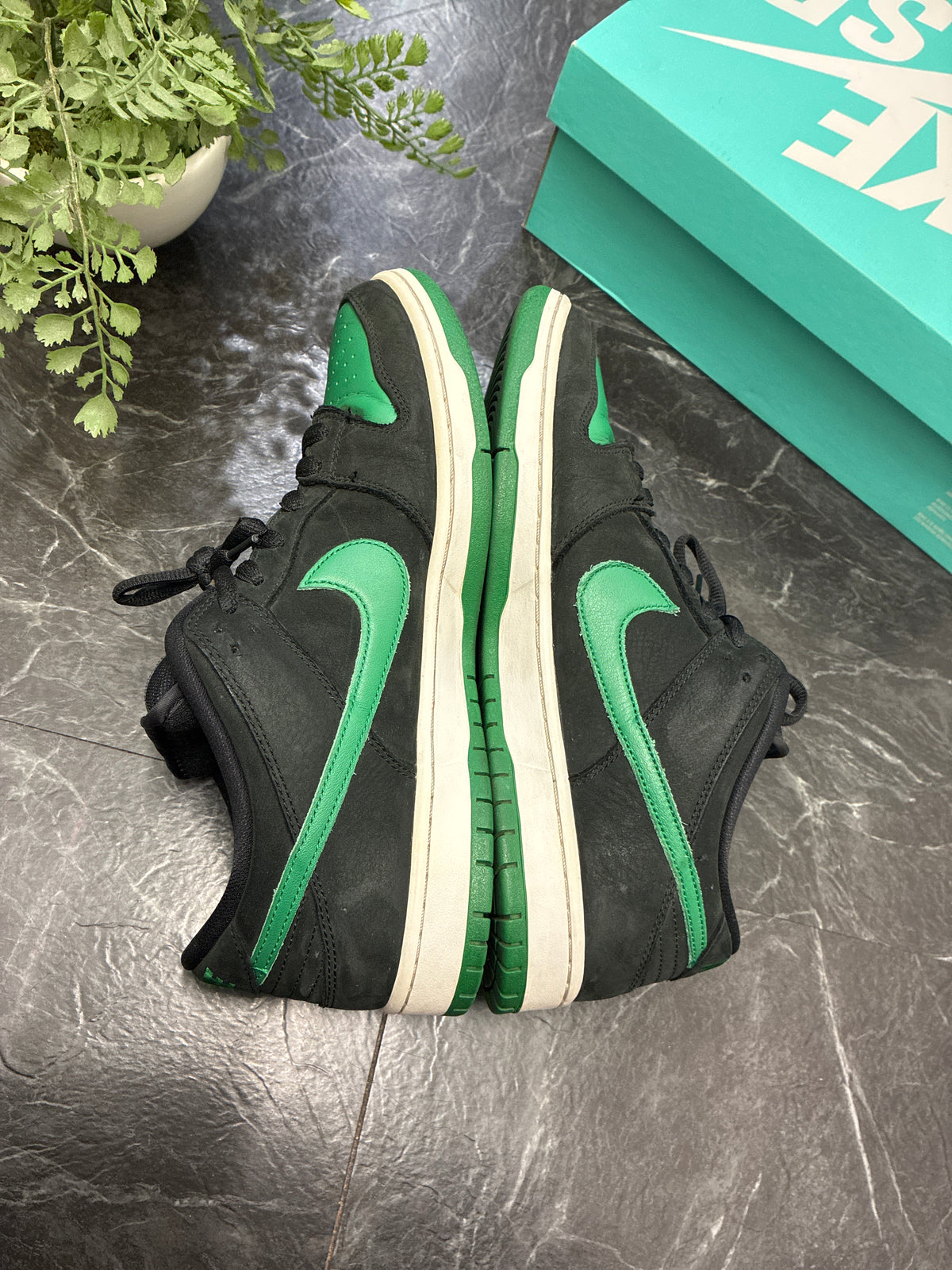 Nike SB Dunk Low J Pack Black Pine Green SZ: 11.5M - Pre-Owned