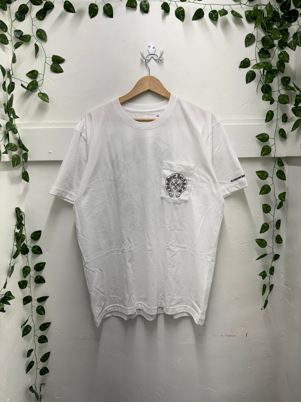 Chrome Hearts White Horseshoe T-Shirt SZ: XL – New