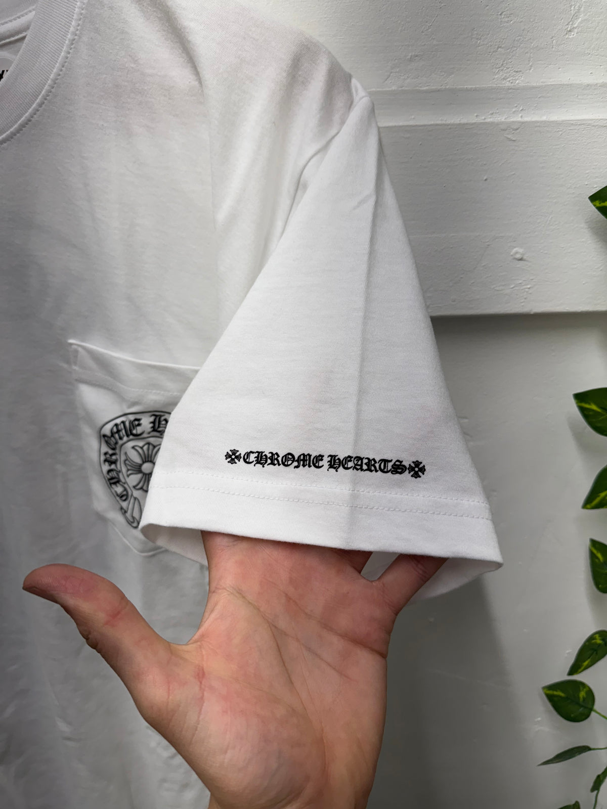 Chrome Hearts White Horseshoe T-Shirt SZ: XL – New