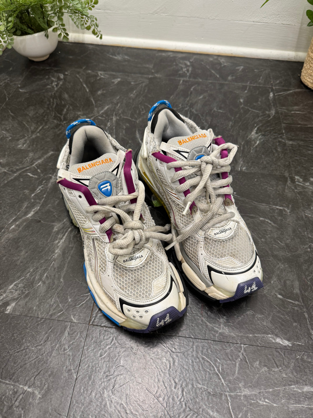 Balenciaga Runner Sneakers SZ: 41 EU - Pre-Owned