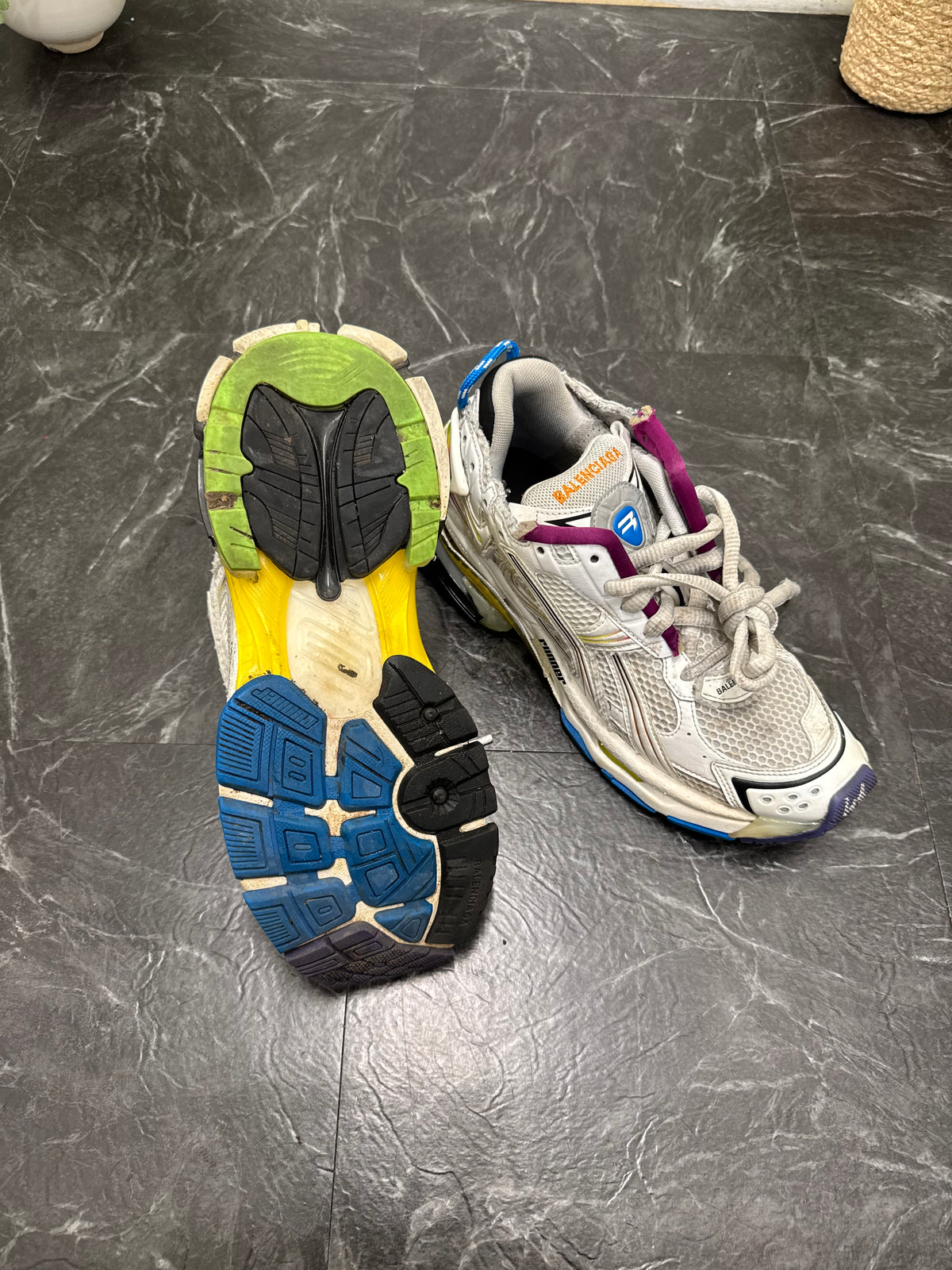 Balenciaga Runner Sneakers SZ: 41 EU - Pre-Owned