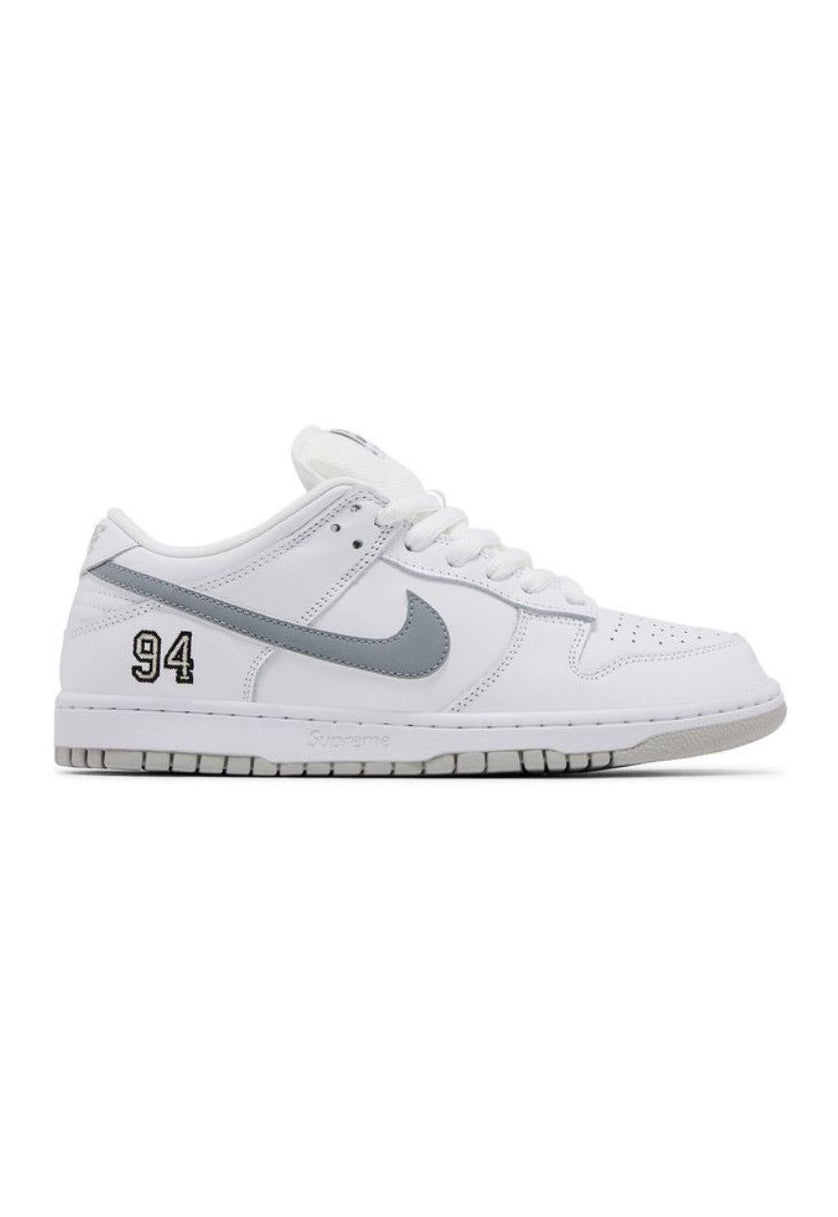 Nike SB Dunk Low Supreme White Metallic Silver SZ: 11M - New