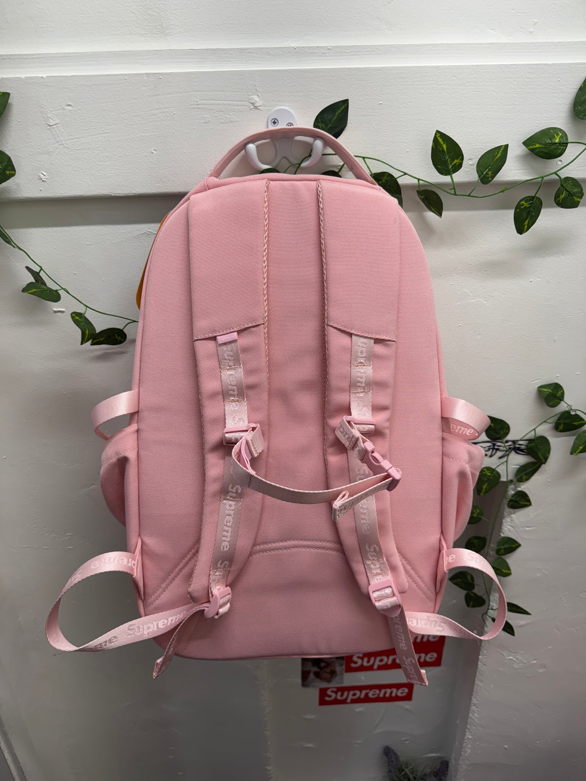 Supreme Logo Backpack – Light Pink – New