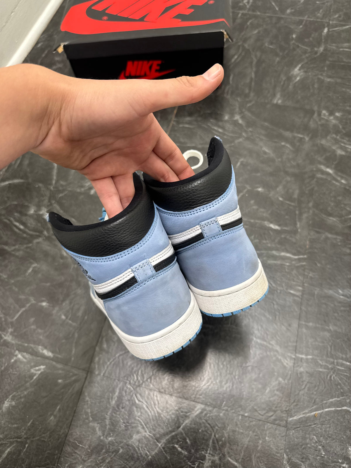 Jordan 1 High University Blue SZ: 9M - Pre-Owned