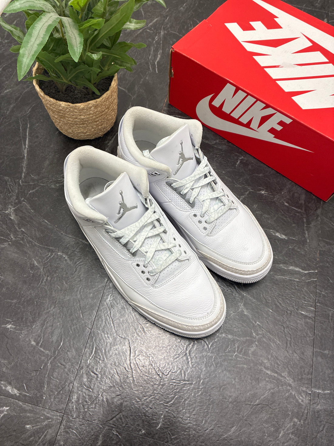 Jordan 3 Pure Money 2025 SZ: 10.5M - Pre-Owned