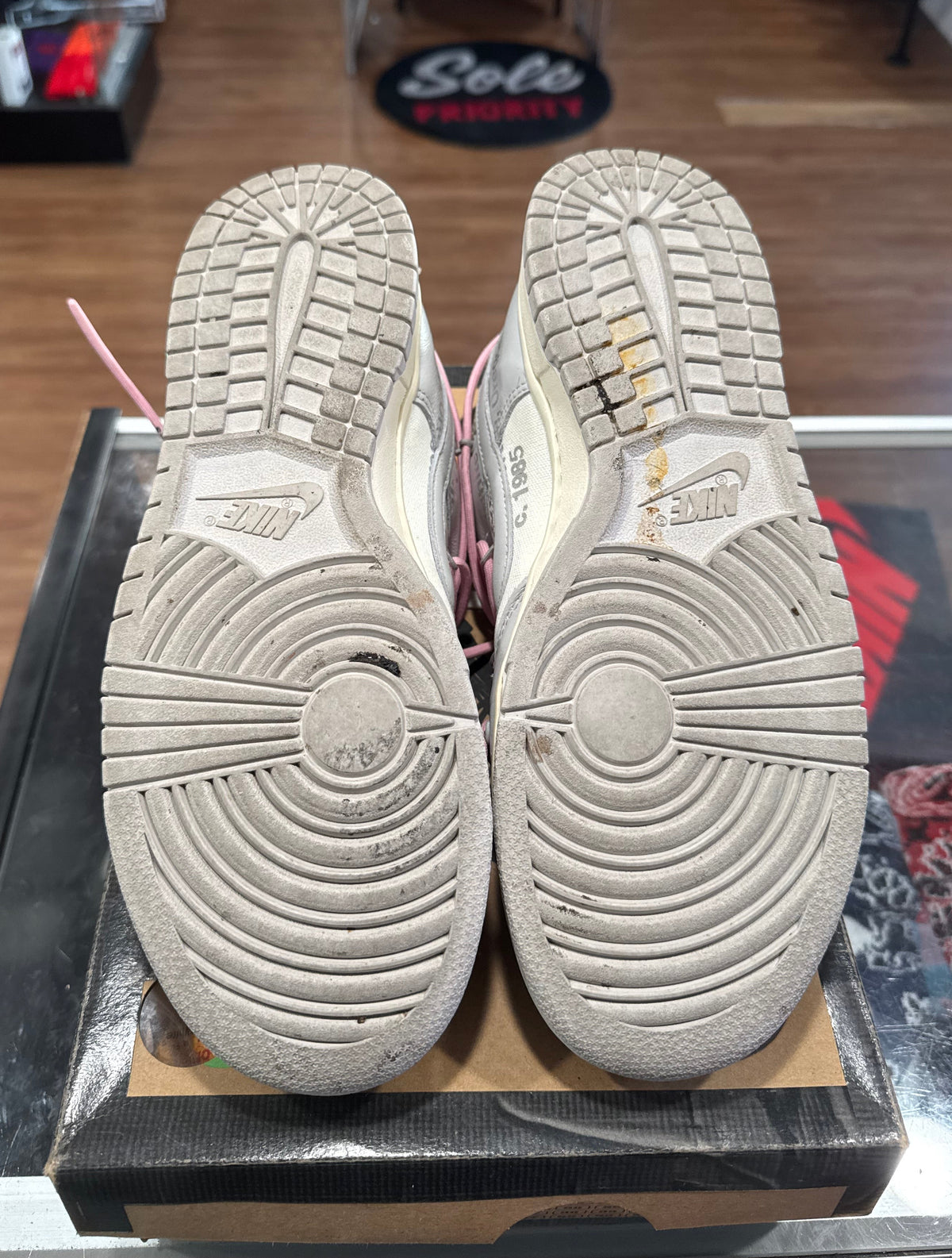Nike Dunk Low Off White Lot 9 SZ: 9.5M - Pre-Owned
