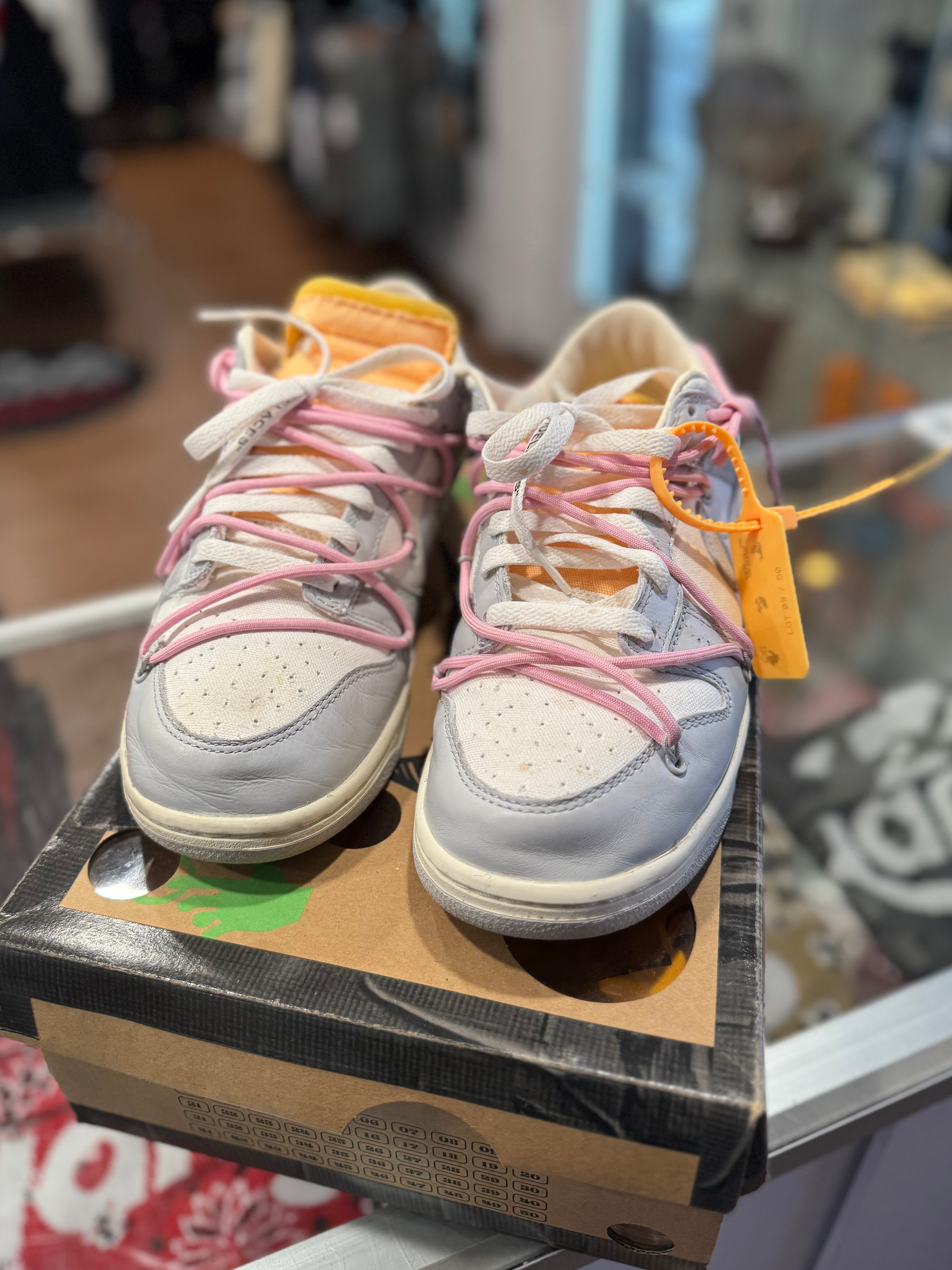 Nike Dunk Low Off White Lot 9 SZ: 9.5M - Pre-Owned