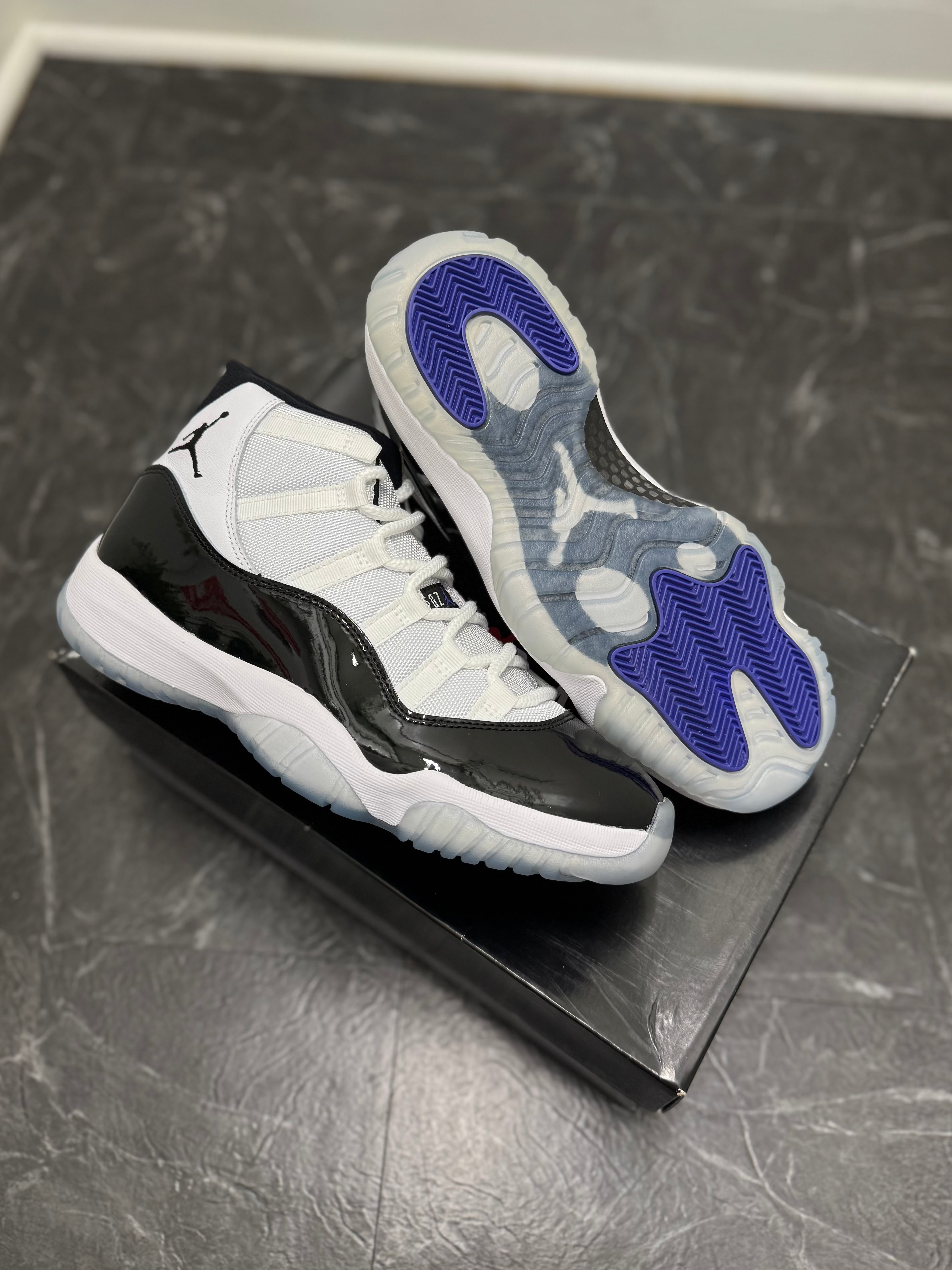 Jordan 11 Concord 2018 SZ: 8.5M - New