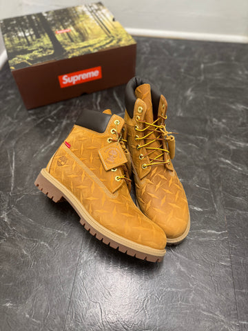 Supreme x Timberland 6” Premium Waterproof Boot – Diamond Plate Wheat (2026)