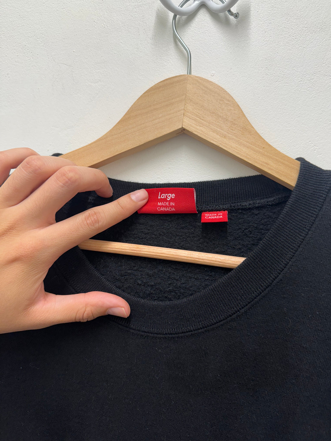 SALE - Supreme Box Logo Crewneck (FW22) - Pre-Owned