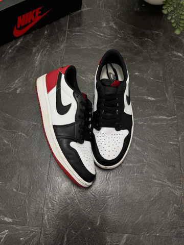 SALE - Jordan 1 Low OG Black Toe SZ: 8M - Pre-Owned
