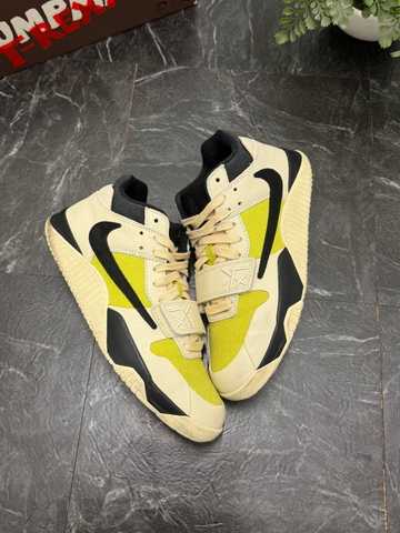 Jordan Jumpman Jack TR Travis Scott Bright Cactus SZ: 8M - Pre-Owned