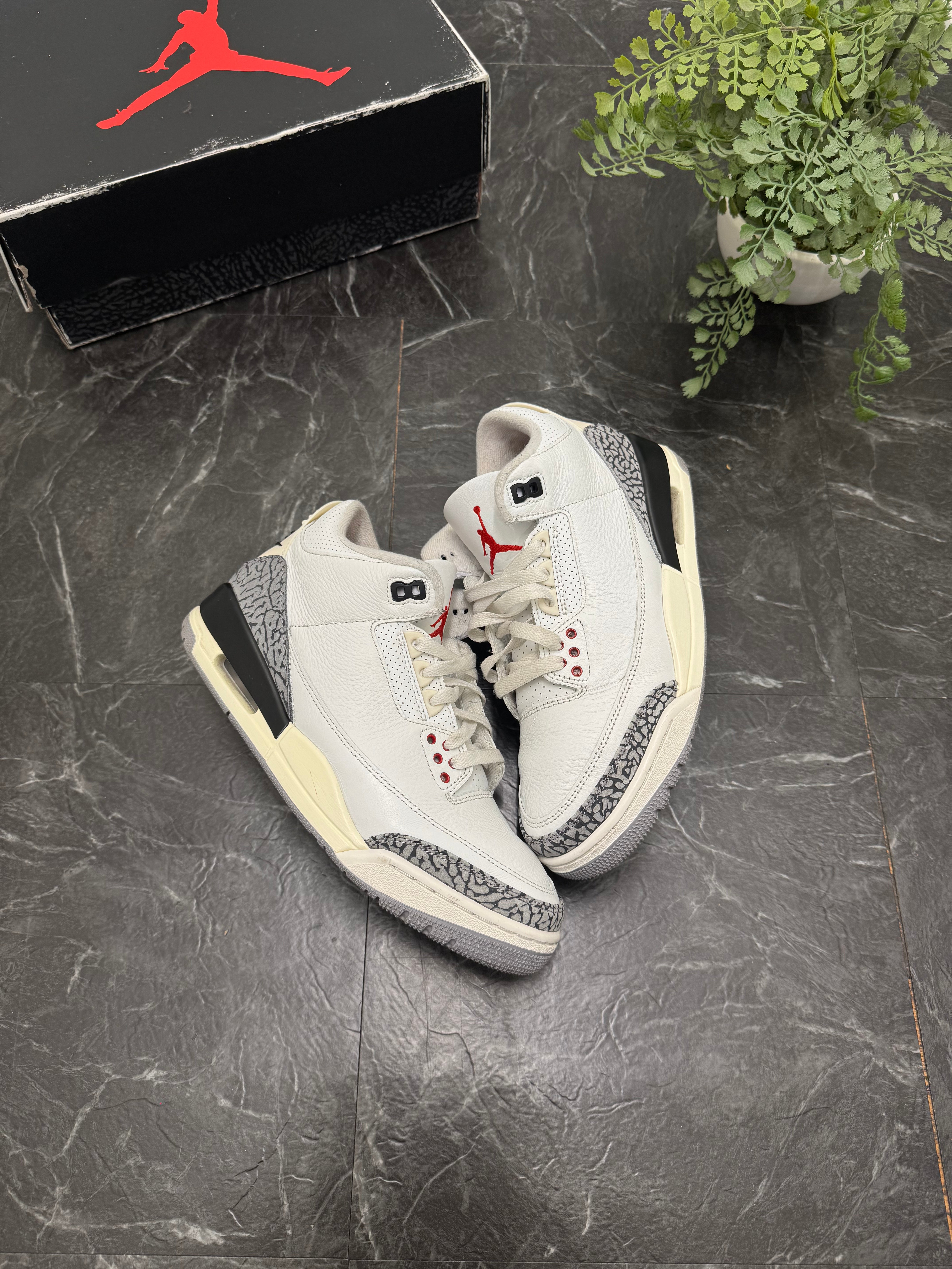 Jordan 3 White Cement Reimagined SZ: 8M - Pre-Owned
