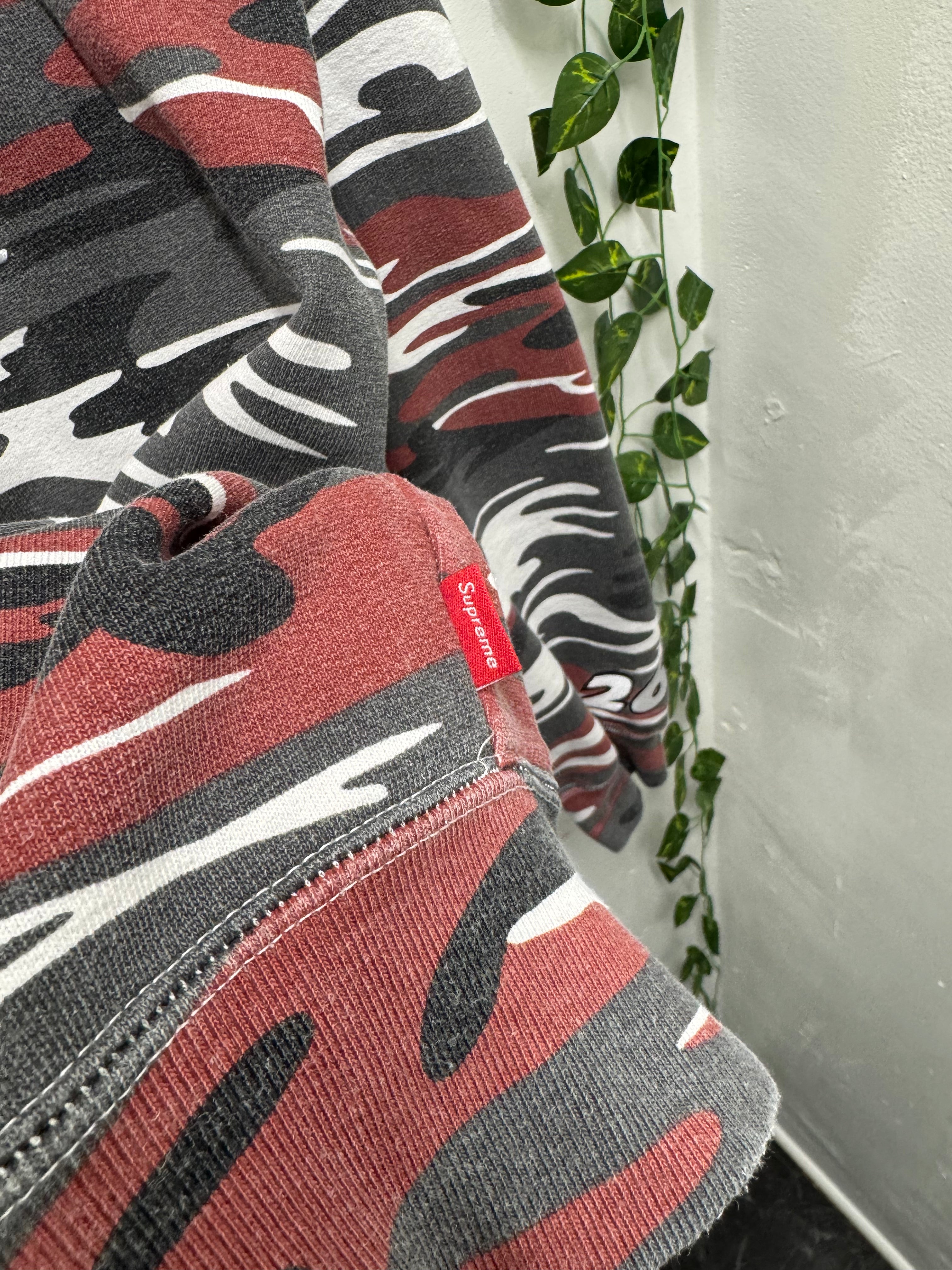 Supreme Performance Zip Up Hooded Sweatshirt Red Camo SZ: L - Pre-Owned